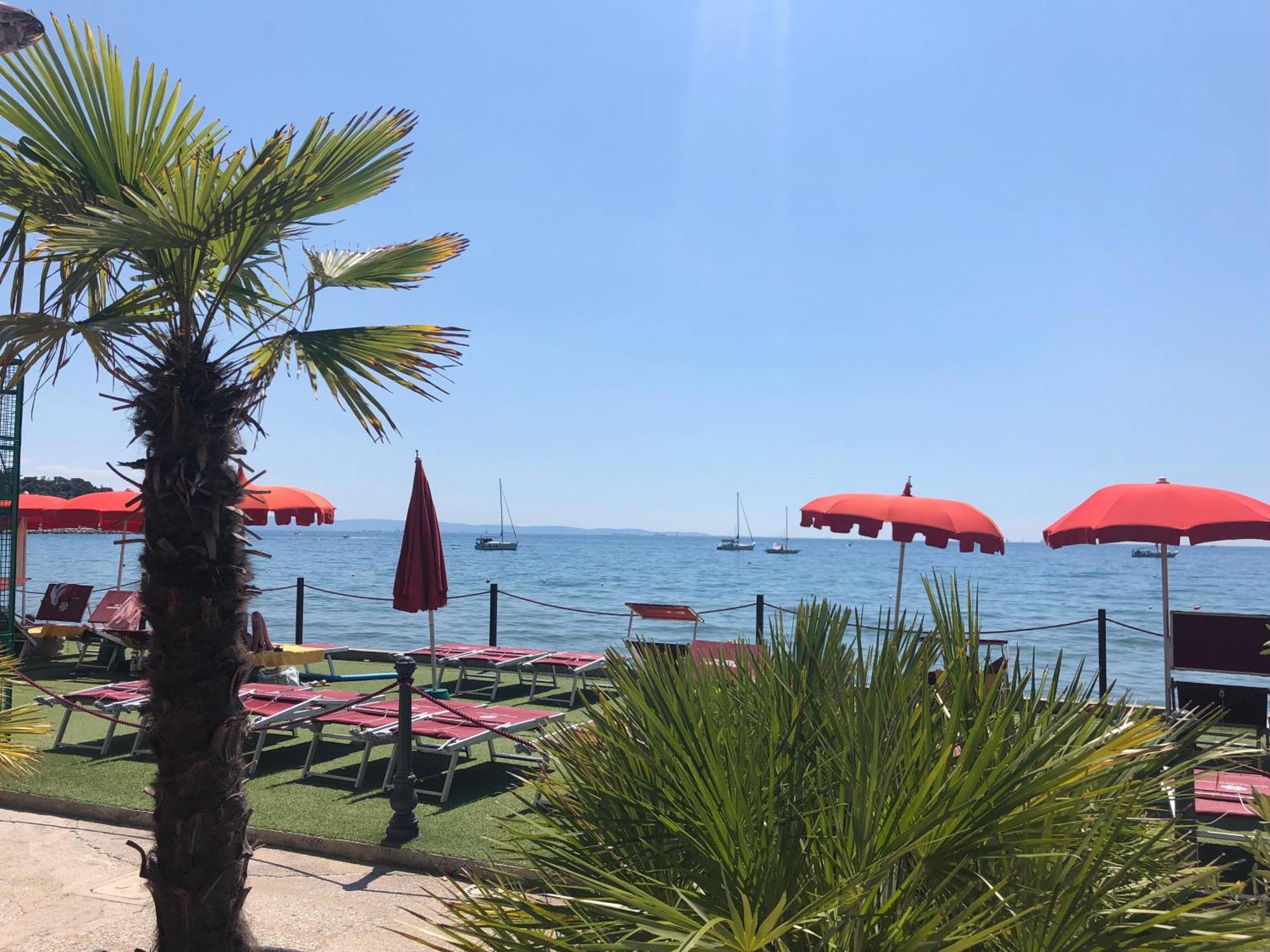 Maximilian Aparthotel 3*